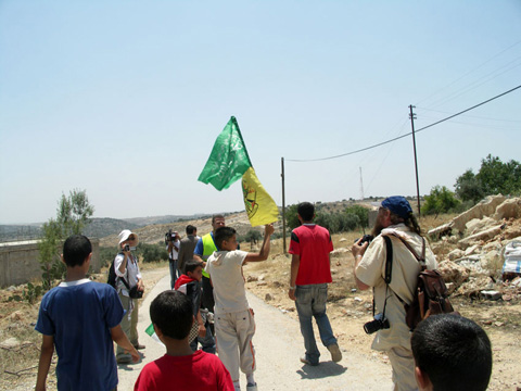 Hamas-Fatah flags representing Unity Gov't.