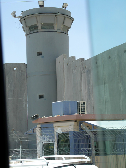 Qalandia checkpoint